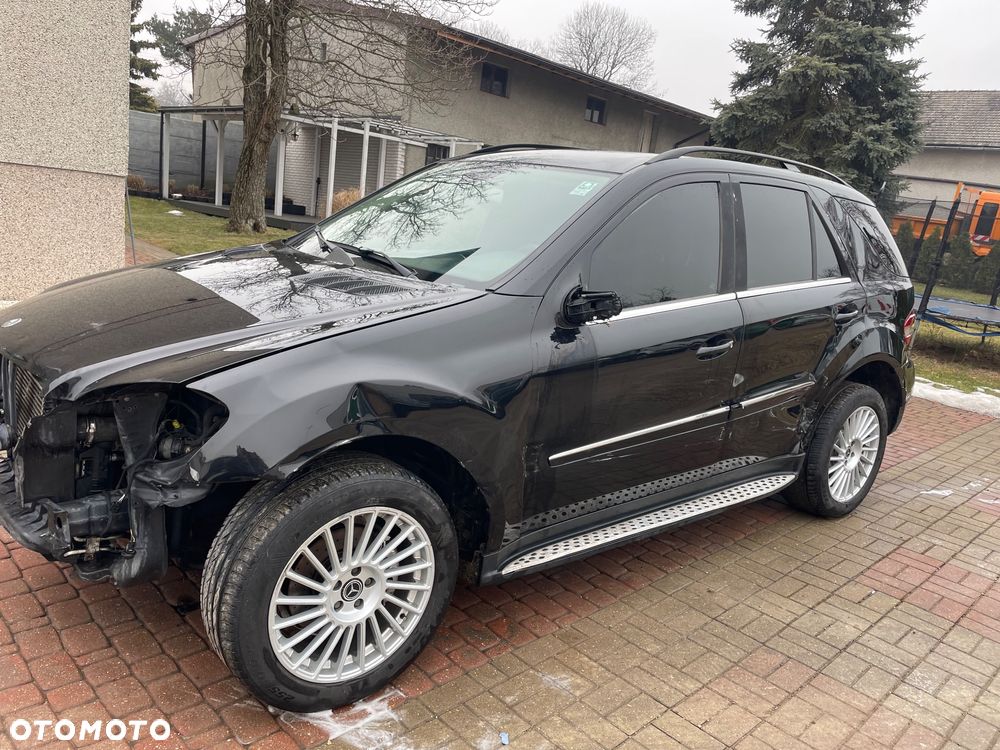 Mercedes-Benz ML - 2