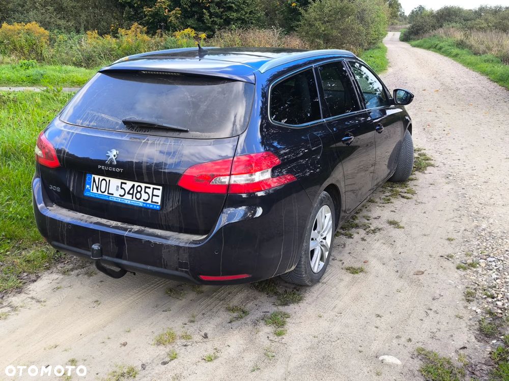 Peugeot 308 BlueHDi FAP 120 Stop&Start Allure - 4