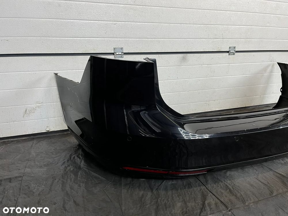 VW Passat B8 Zderzak tylny oryginał czarny 3G5807521D 3G5807521E - 3