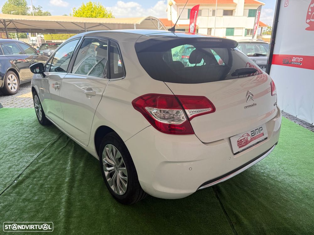 Citroën C4 1.6 HDi Attraction - 8