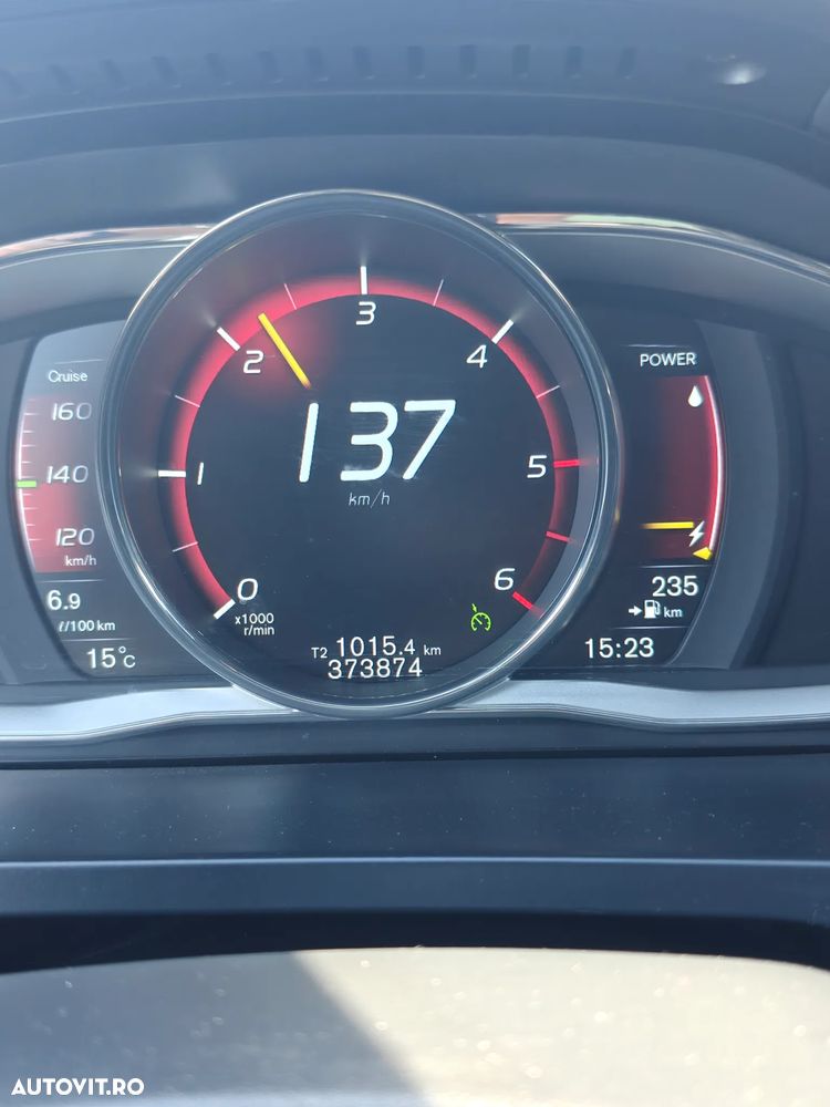 Volvo V60 D6 Twin Engine Geartronic RDesign - 8