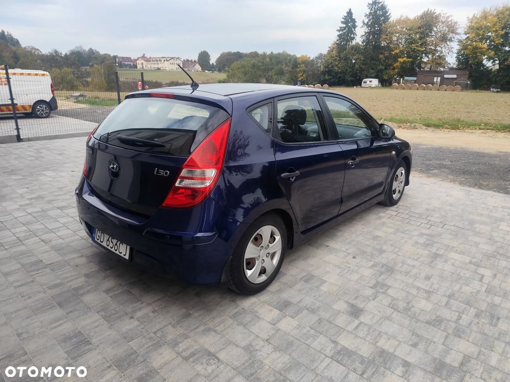 Hyundai i30 1.4 Comfort - 3