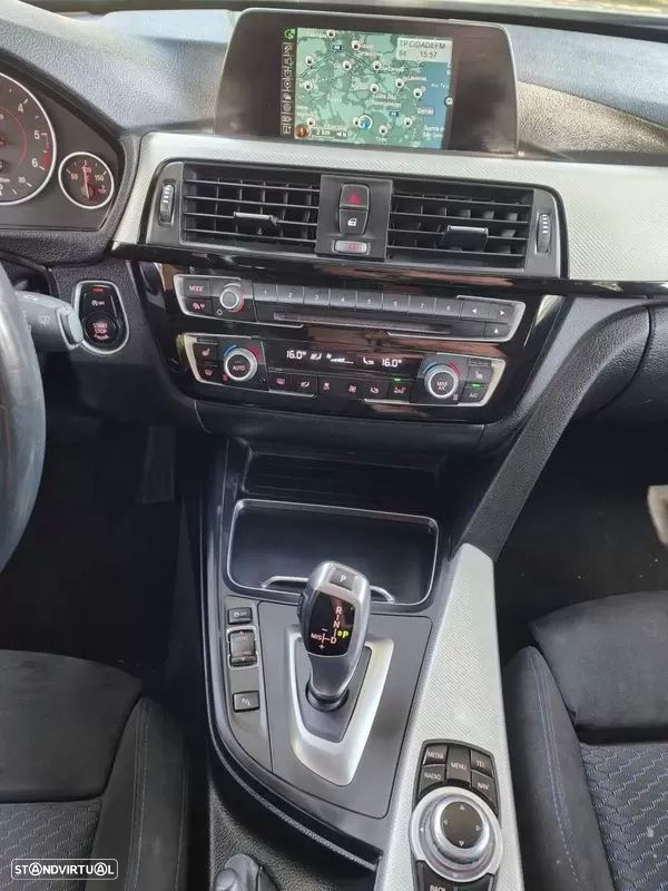 BMW 318 d Touring Aut. M Sport - 11
