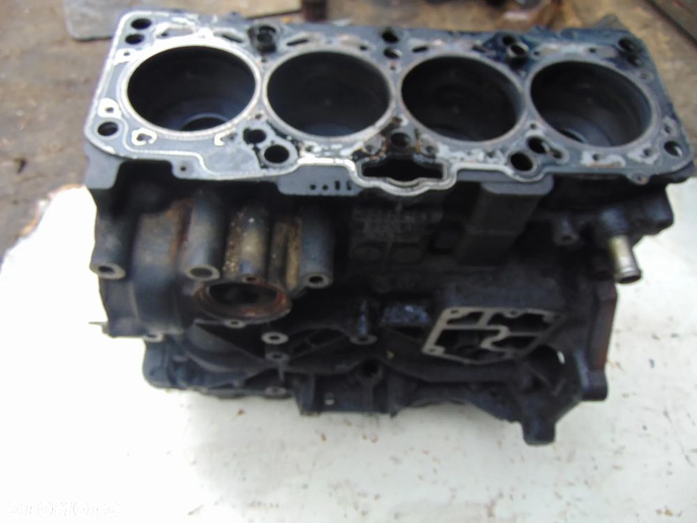 Dół silnika VW 2,0 TDI 140 km 16 v BKD - 5