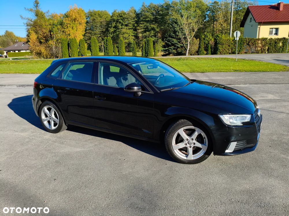 Audi A3 Sportback 1.6 TDI S tronic Attraction - 30