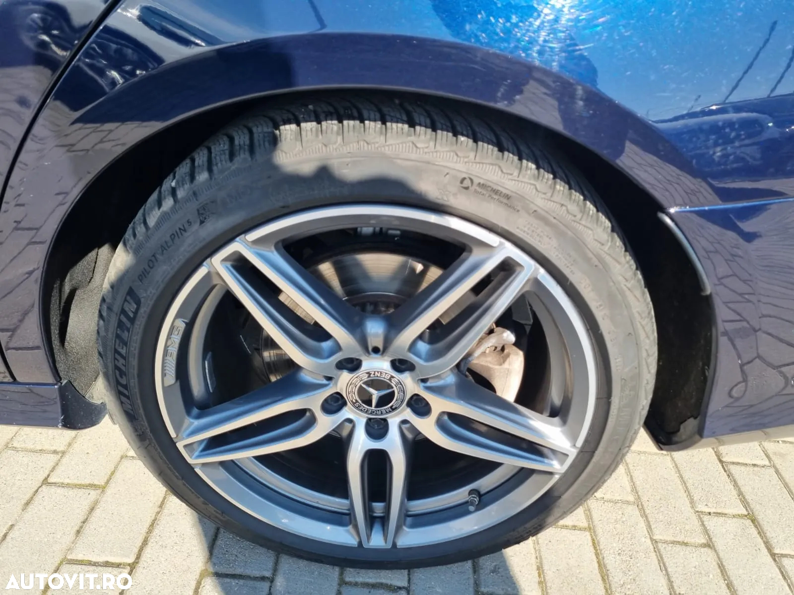 Mercedes-Benz E 400 d 4Matic 9G-TRONIC AMG Line - 12