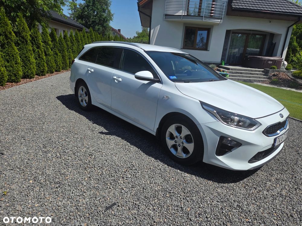 Kia Ceed 1.6 CRDi mHEV L Business Line DCT - 11