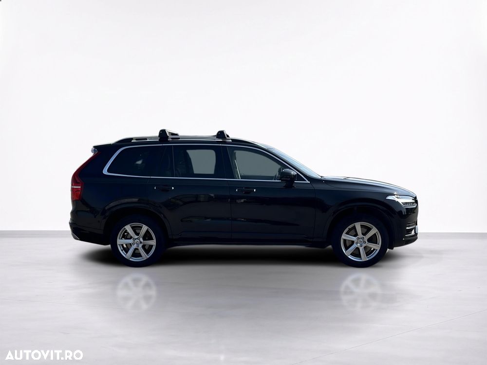 Volvo XC 90 - 8