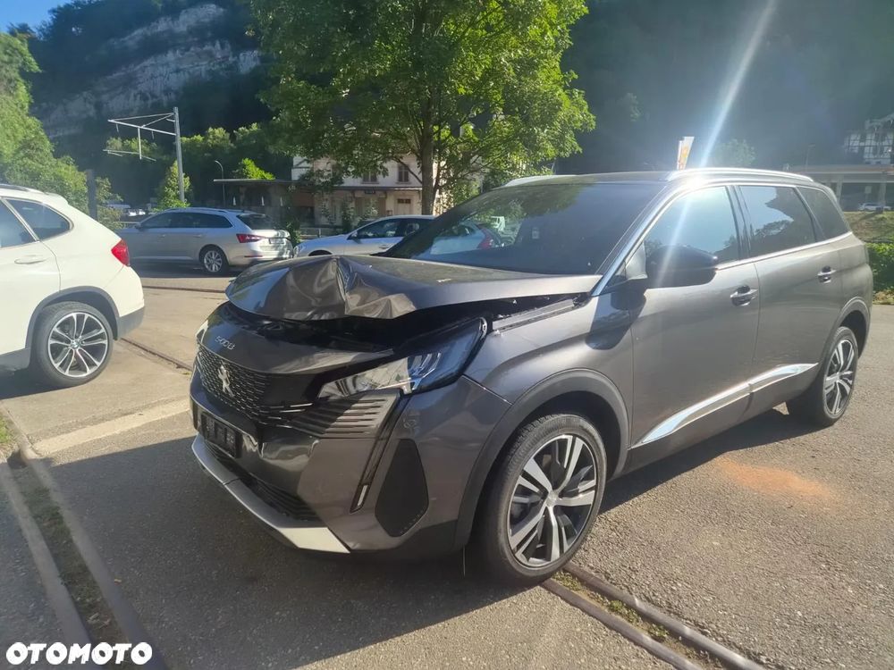 Peugeot 5008 2024 photo 3