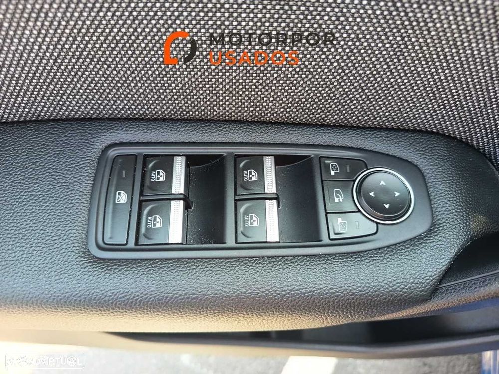 Renault Symbioz - 12