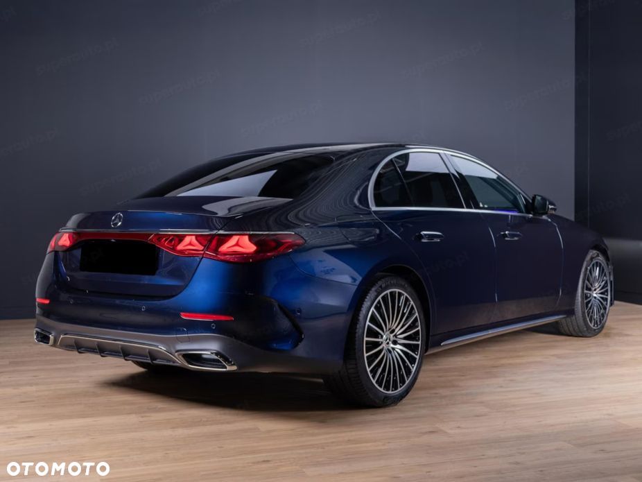 Mercedes-Benz Klasa E 220 d mHEV 4-Matic AMG 9G-Tronic - 4