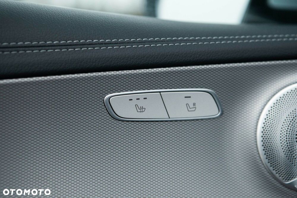 Mercedes-Benz Klasa E 220 d 9G-TRONIC - 18