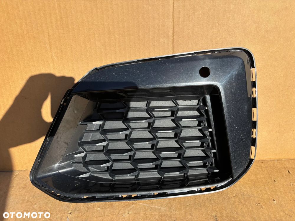 Oryginalna Kratka Zderzaka Przedniego BMW 5 G30 G31 LCI LIFT M Pakiet Kompletna Przednia Lewa 8098665 8098669 8098667 Przód Lewy Pod Czujnik Parkowania PDC Listwa Zaślepka - 1