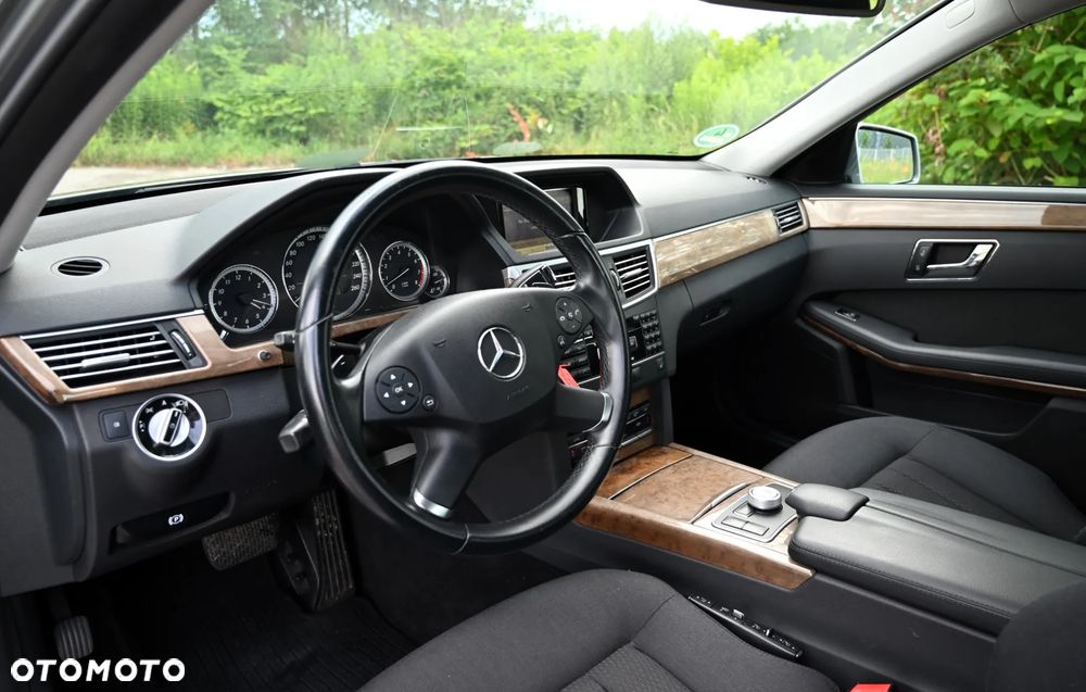 Mercedes-Benz Klasa E - 20