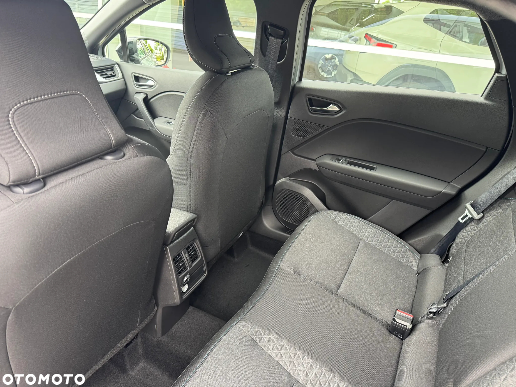 Renault Captur - 17