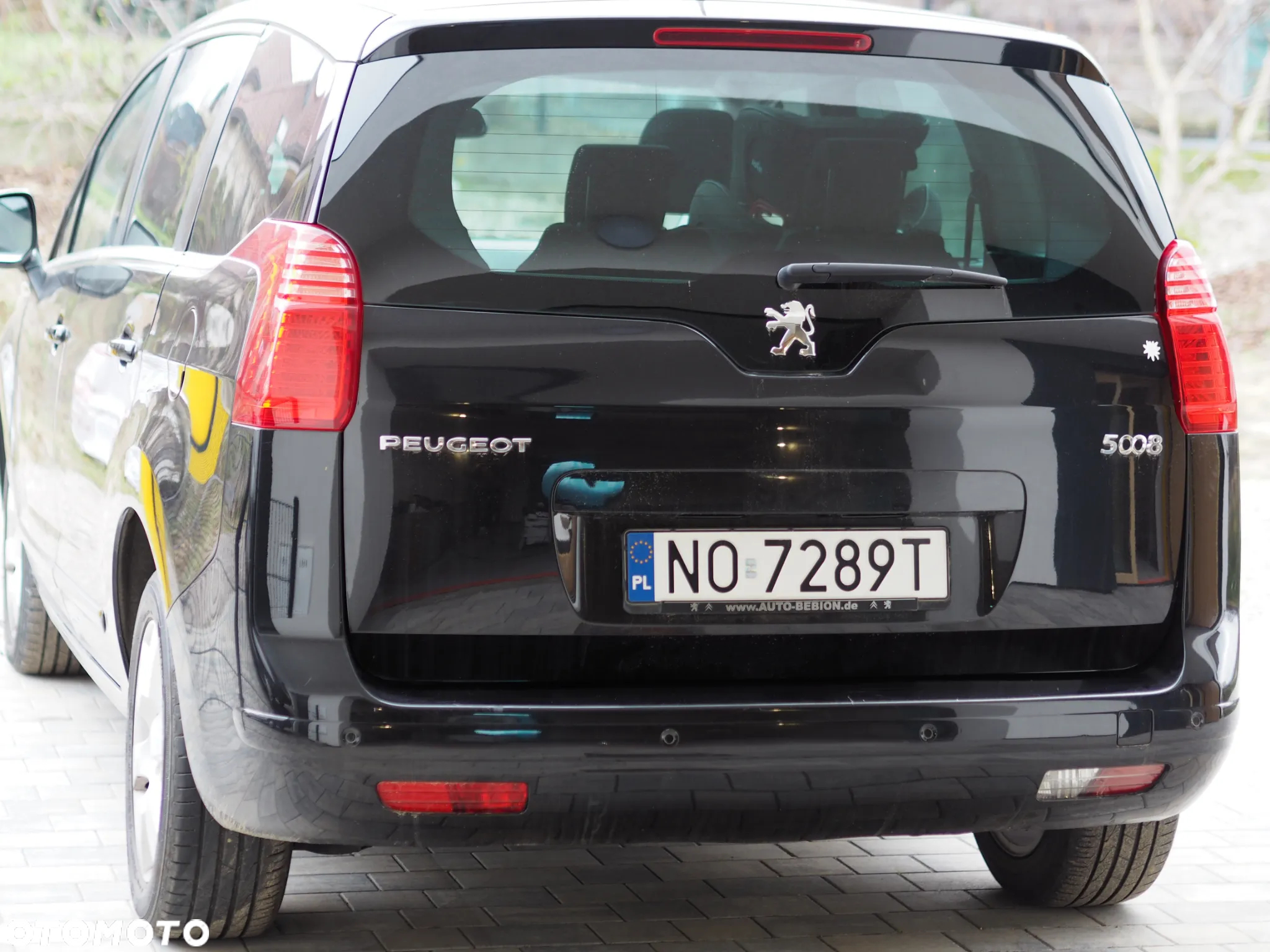Peugeot 5008 1.6 THP Active - 28