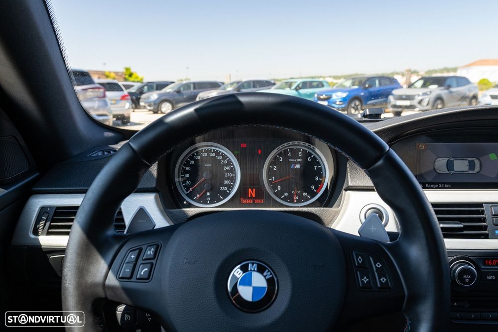 BMW M3 Auto - 21