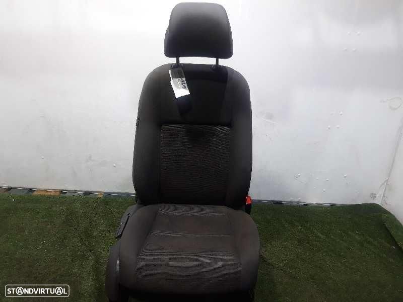 BANCO FRENTE DIREITO VOLKSWAGEN GOLF - 1