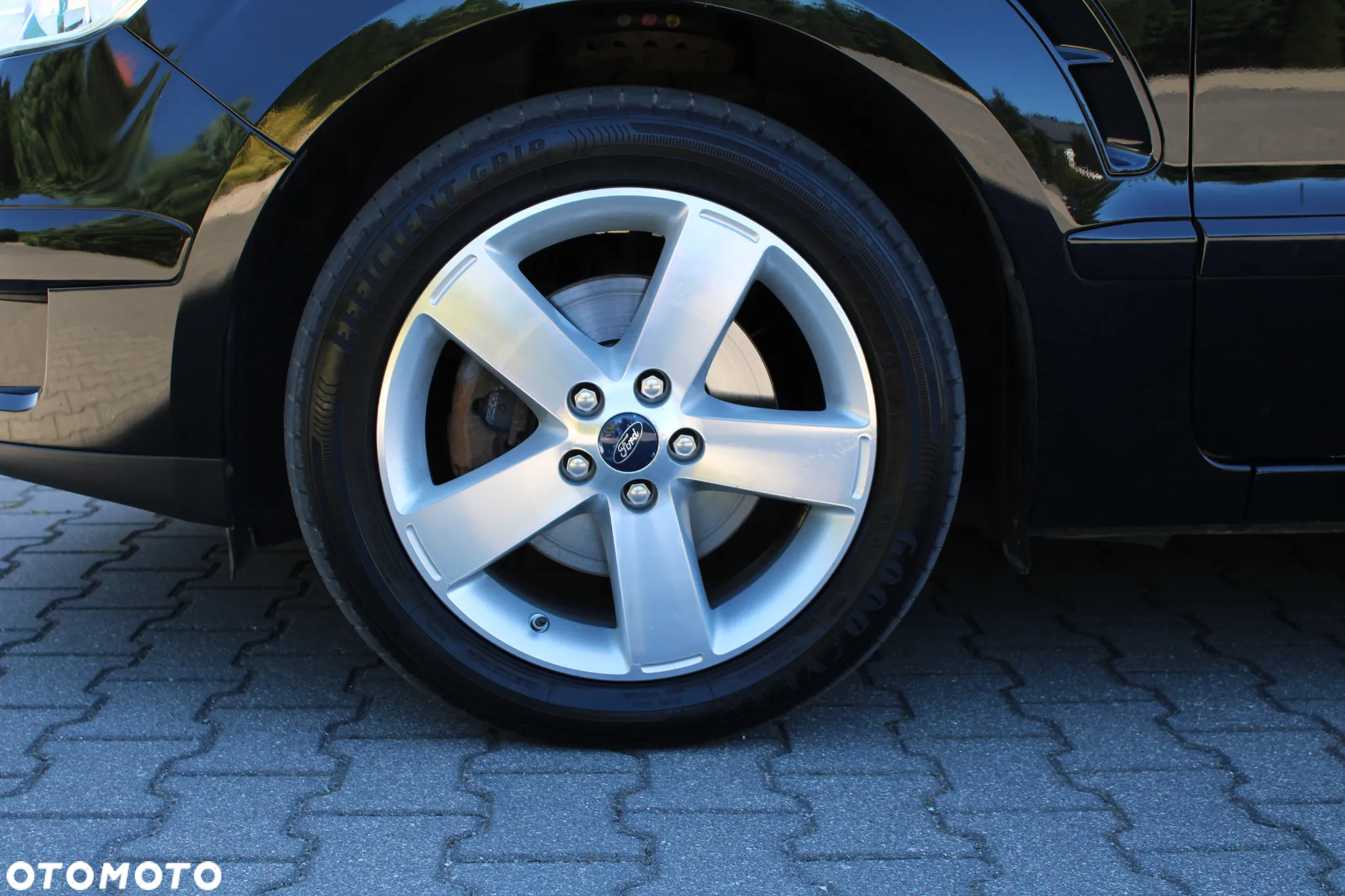 Ford S-Max - 37