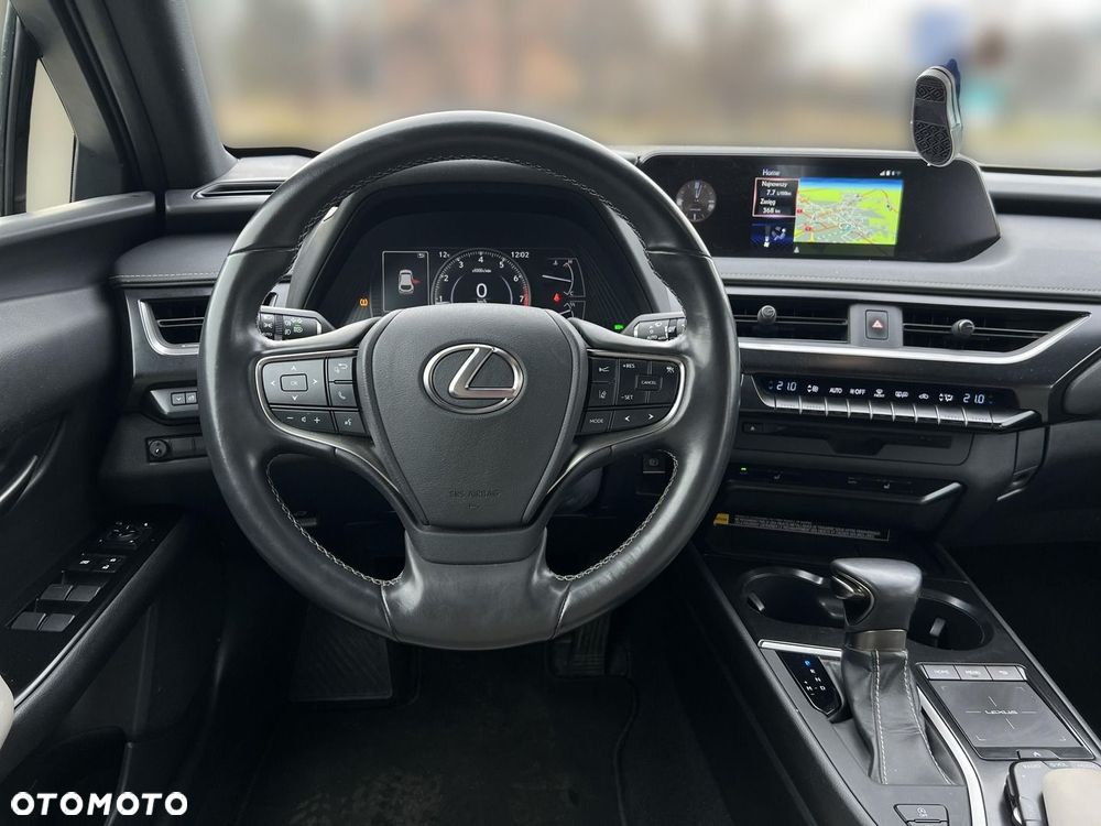 Lexus UX 200 Prestige 2WD - 17
