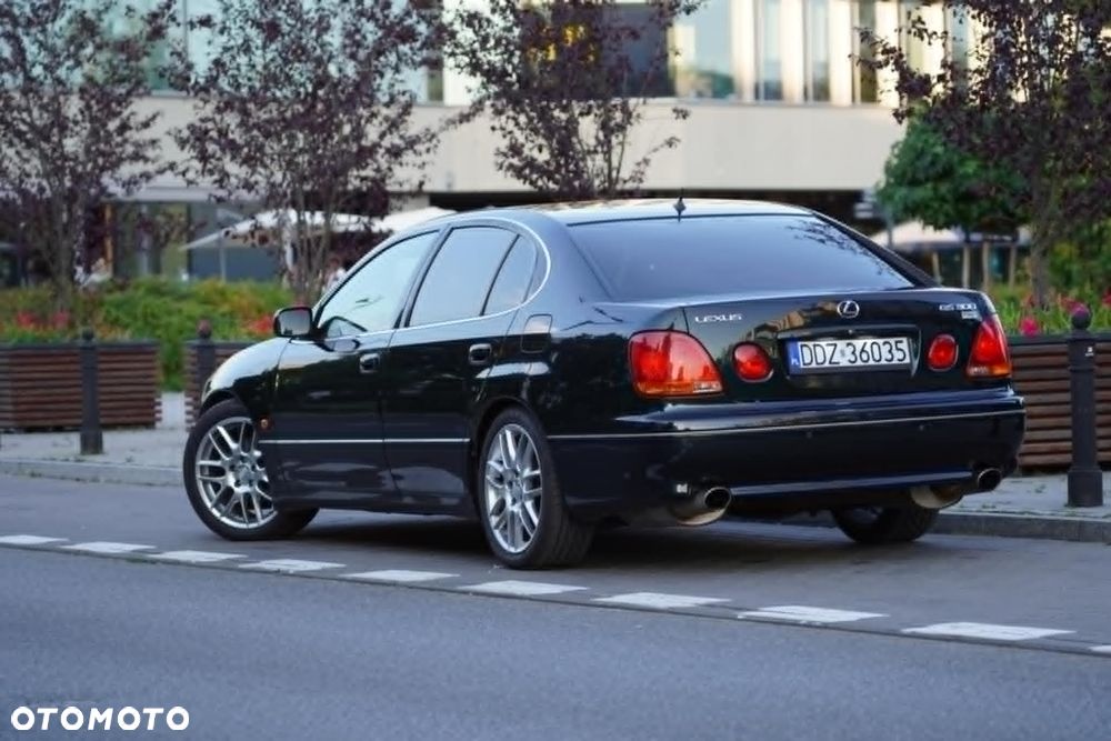 Lexus GS - 6