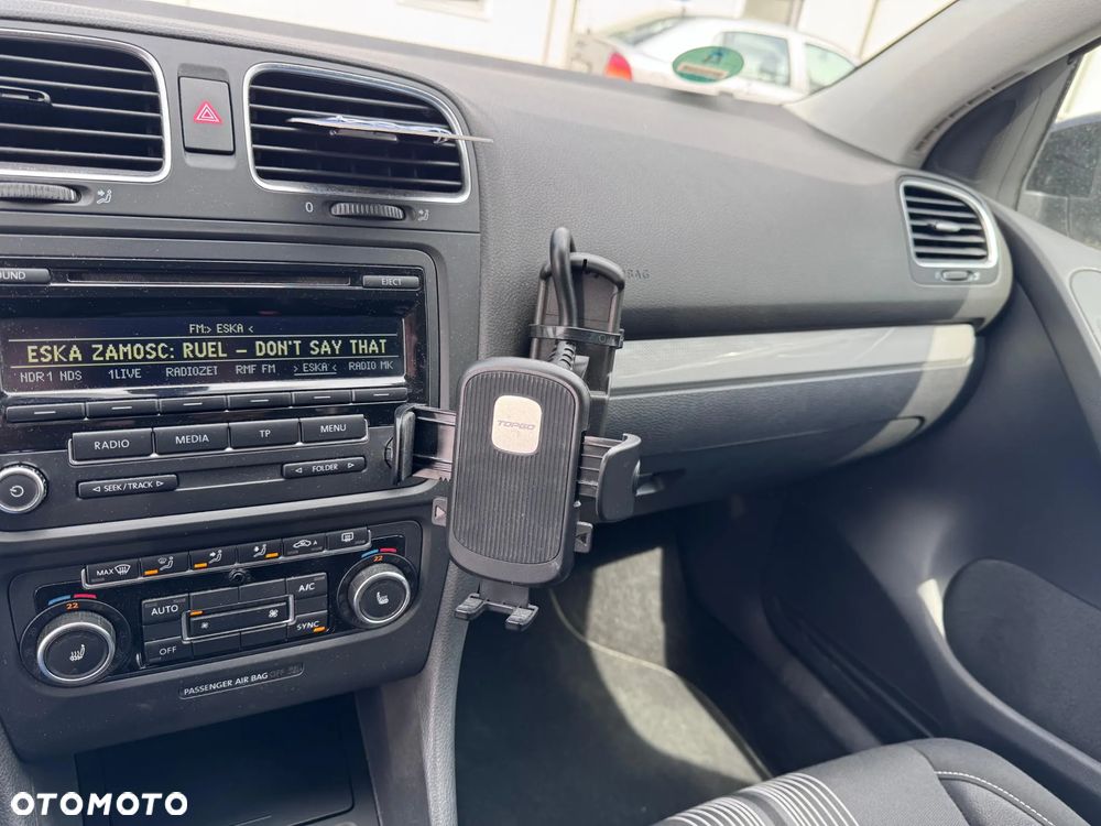 Volkswagen Golf 2.0 TDI DPF BlueMotion Technology MATCH - 13