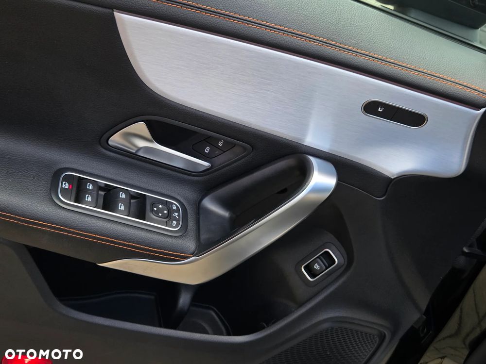 Mercedes-Benz CLA 200 d 8G-DCT Edition 2020 - 29