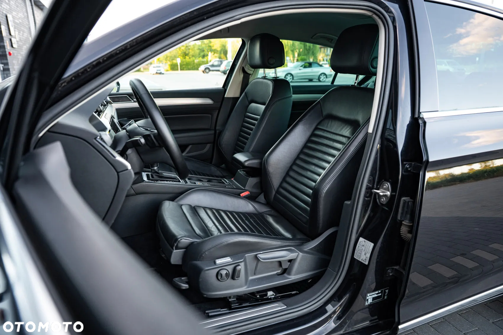 Volkswagen Passat 2.0 TDI BMT Highline DSG - 11
