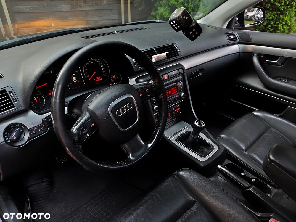 Audi A4 Limousine 2.0 T FSI - 6