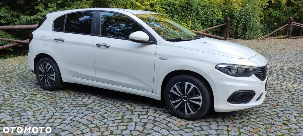 Fiat Tipo 1.4 T-Jet 16v Lounge - 26