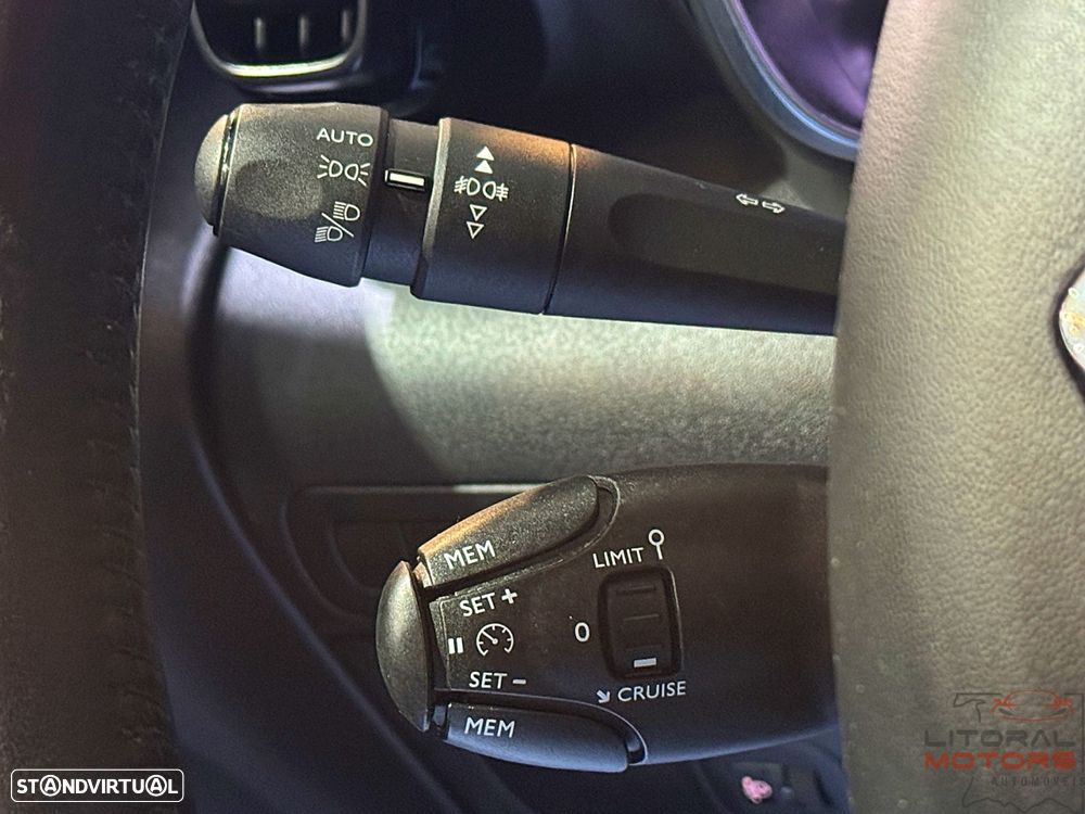 Citroën C3 Aircross 1.2 PureTech Shine - 23