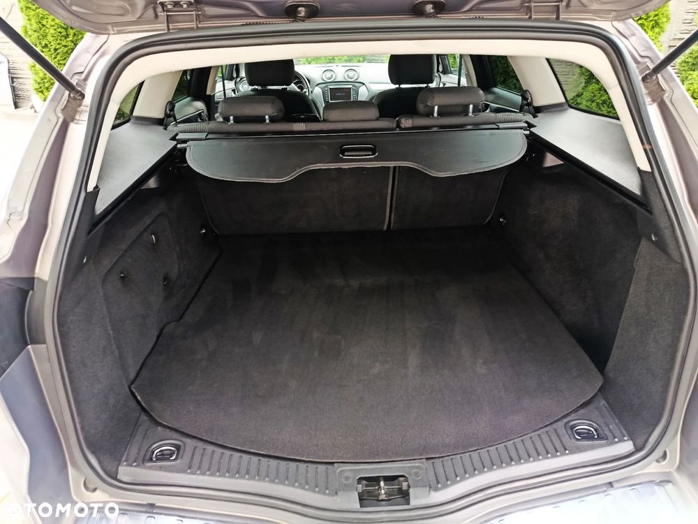 Ford Mondeo 2.0 TDCi Titanium - 20