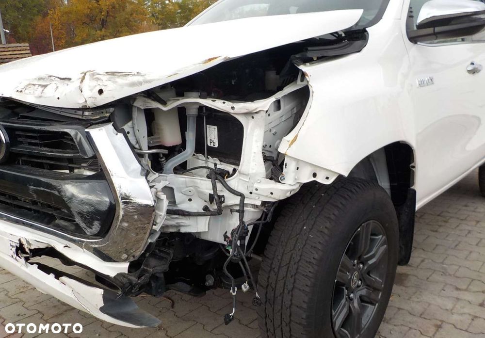 Toyota Hilux - 13