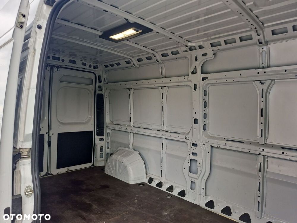Toyota PROACE MAX - 12