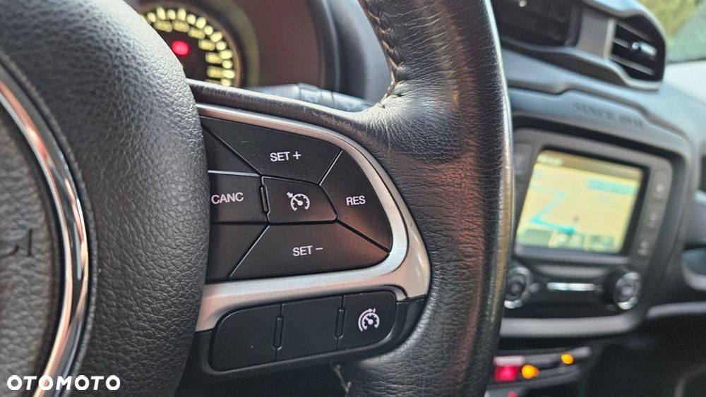 Jeep Renegade 2.0 MultiJet Limited 4WD S&S - 26