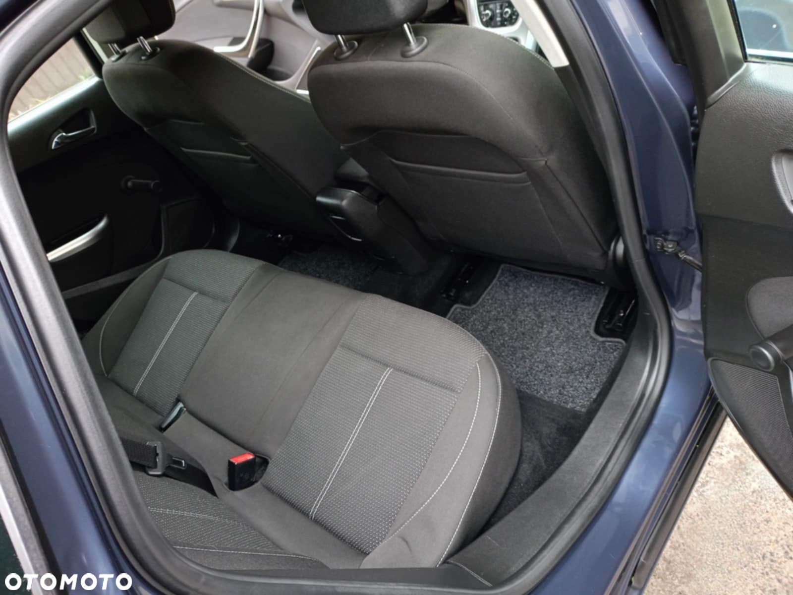 Opel Astra - 10