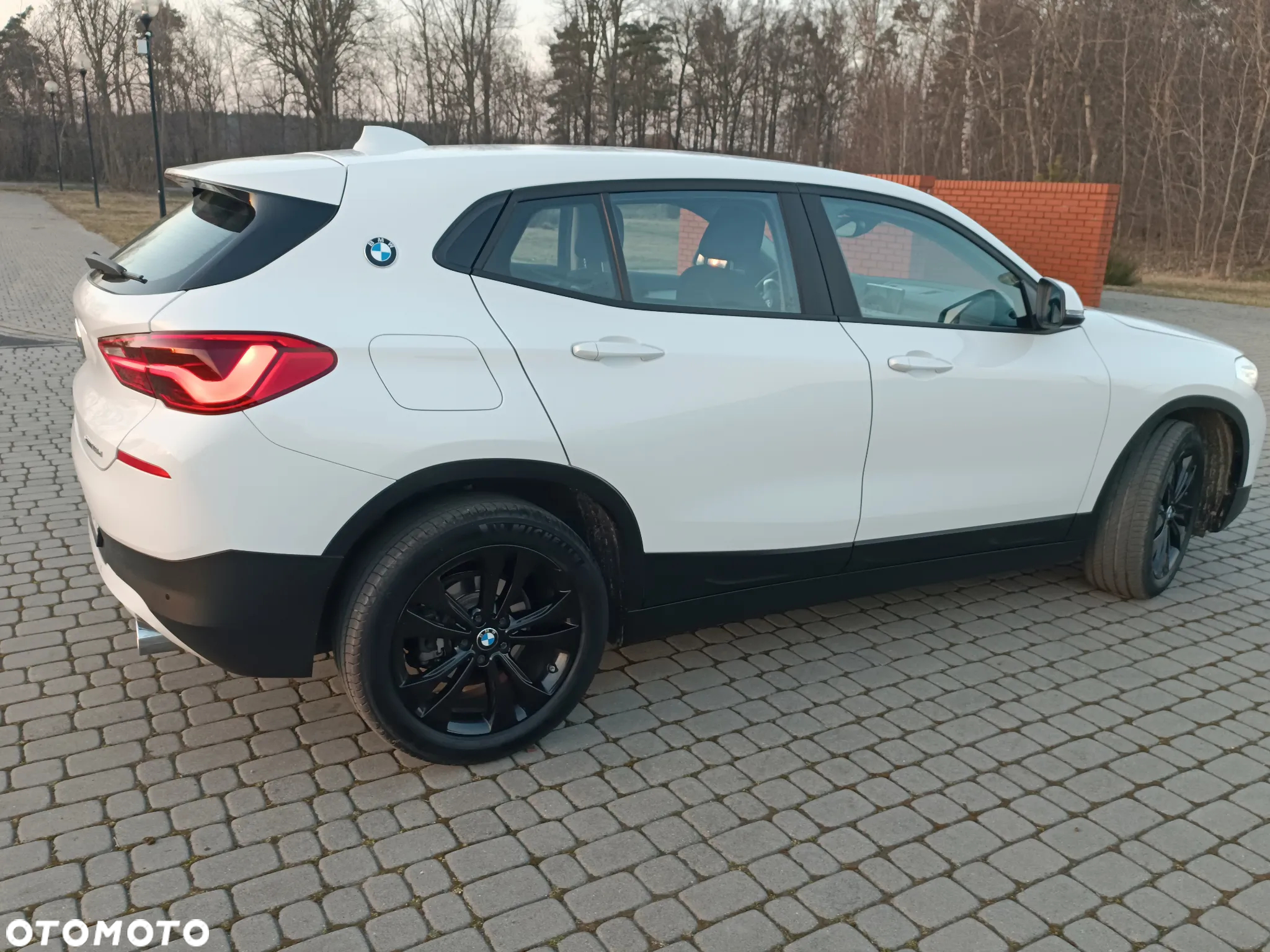BMW X2 xDrive18d - 11