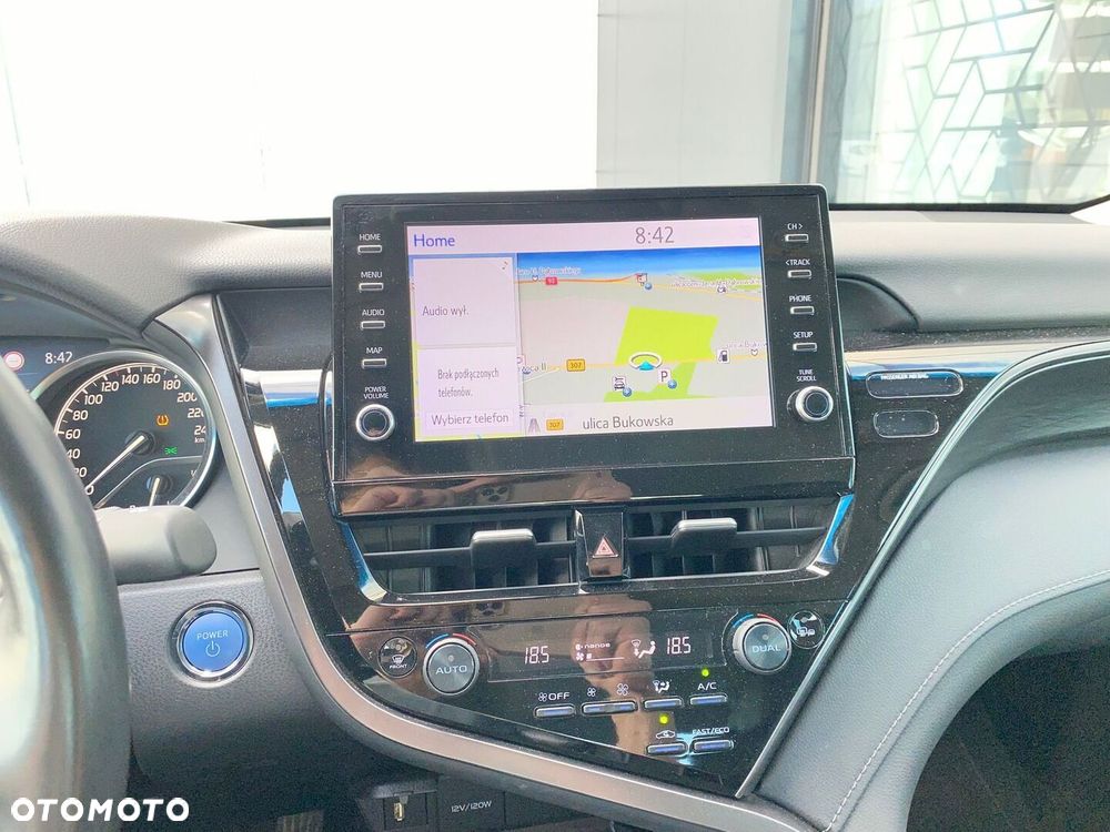 Toyota Camry 2.5 Hybrid Executive CVT - 17