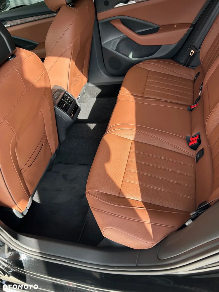 Skoda Superb 2.0 TDI SCR 4x4 L&K DSG - 7