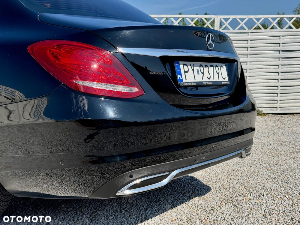 Mercedes-Benz Klasa C 180 7G-TRONIC - 22
