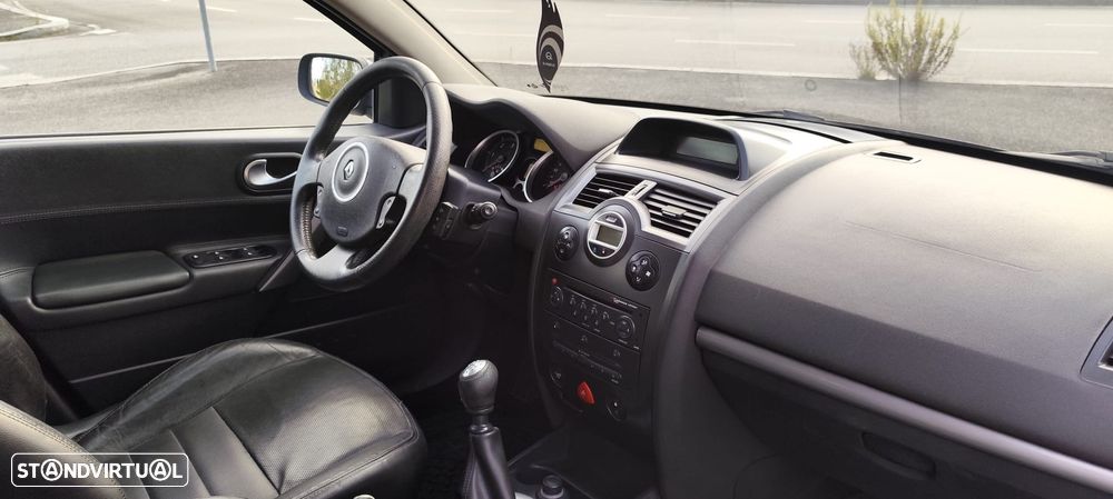 Renault Mégane Break 1.5 dCi Dynamique S - 16