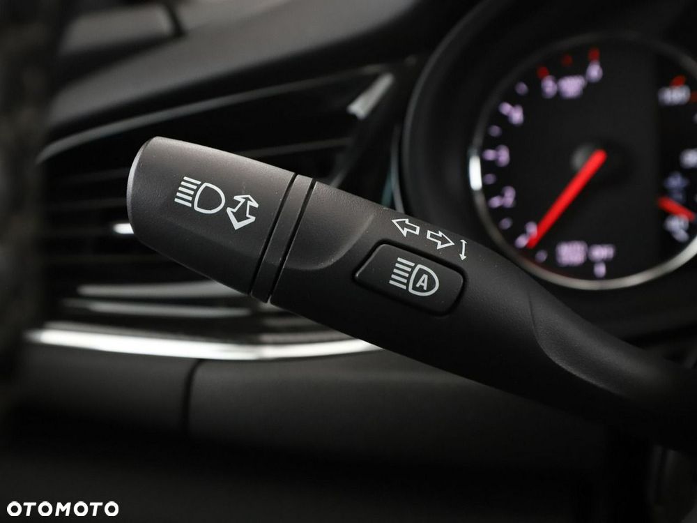 Opel Insignia 2.0 Automatik Dynamic - 34