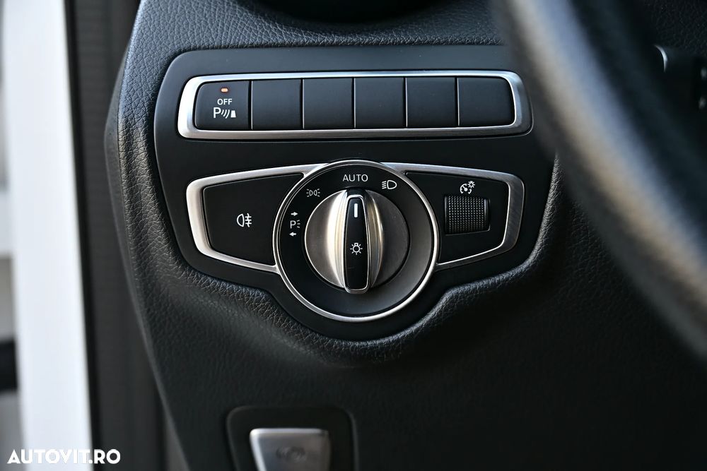 Mercedes-Benz GLC 250 d 4MATIC 9G-TRONIC AMG Line - 37