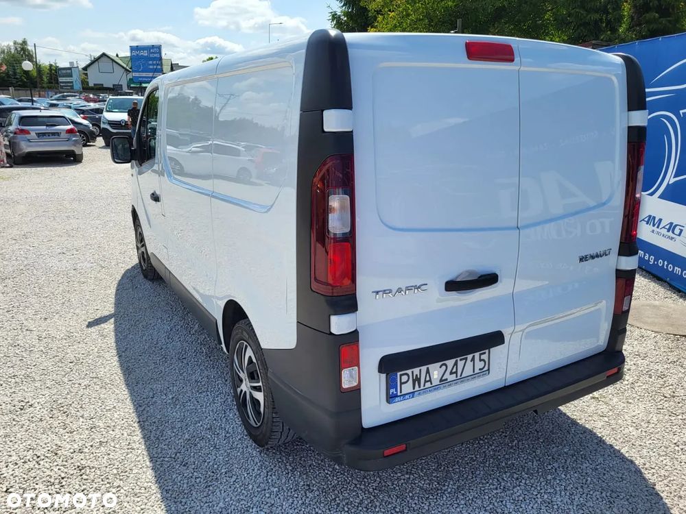 Renault TRAFIC - 8
