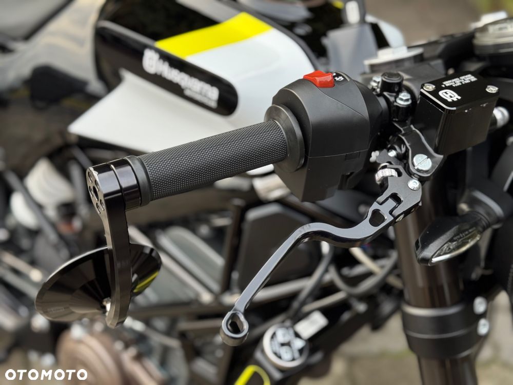 Husqvarna Vitpilen - 13