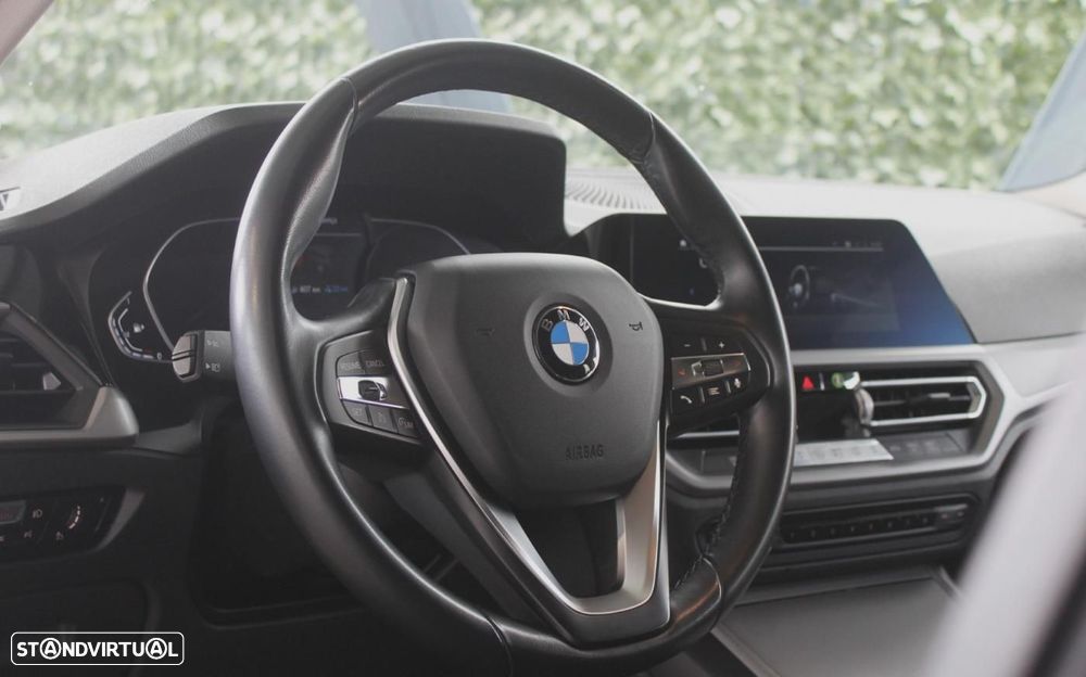 BMW 330 e Corporate Edition Auto - 33