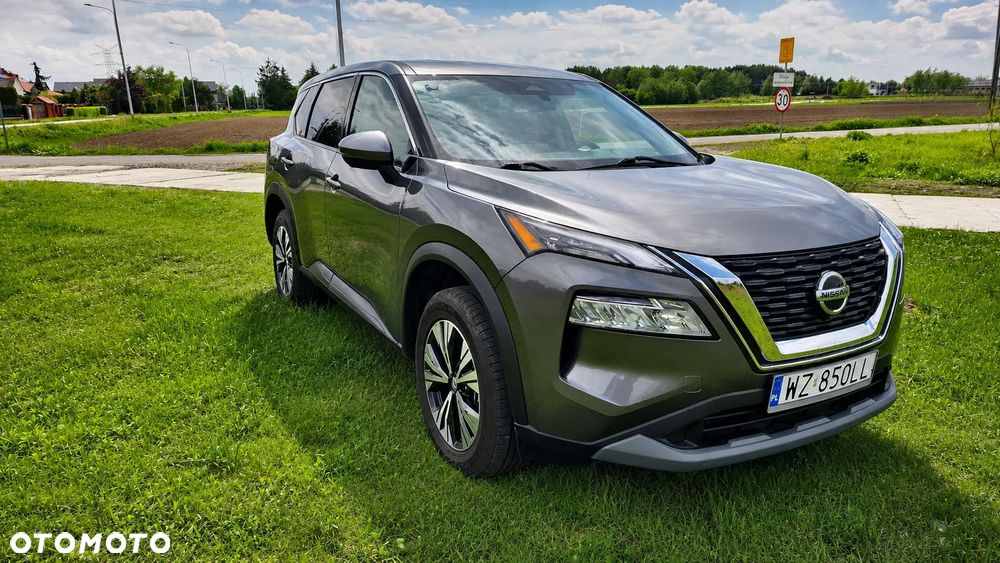 Nissan Rogue - 1