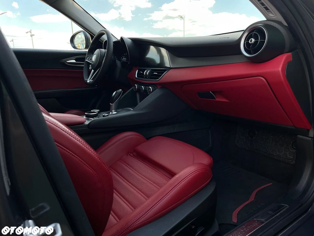 Alfa Romeo Giulia 2.0 Turbo Veloce Q4 - 28