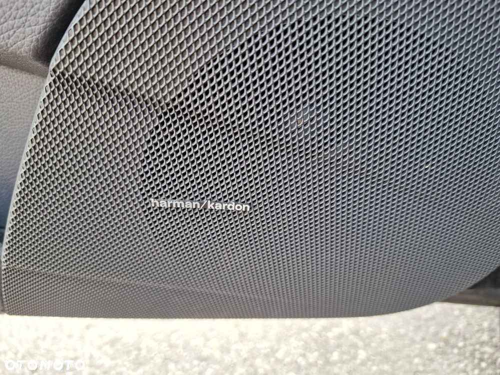 Mercedes-Benz Klasa E 55 AMG Automatik - 28