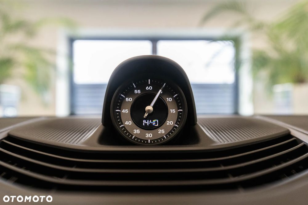 Porsche Taycan 105kWh 4S Black Edition - 32